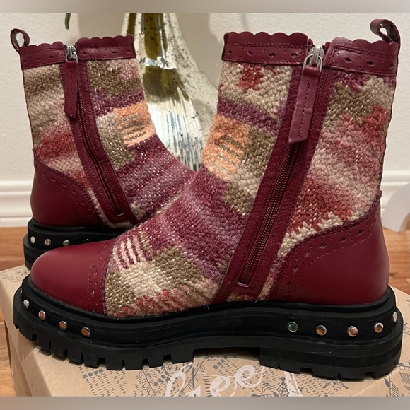 New In Box- Free People- Chelsea Tate Boot- Mulberry Mix- Size 8.5 - Picture 5 of 15